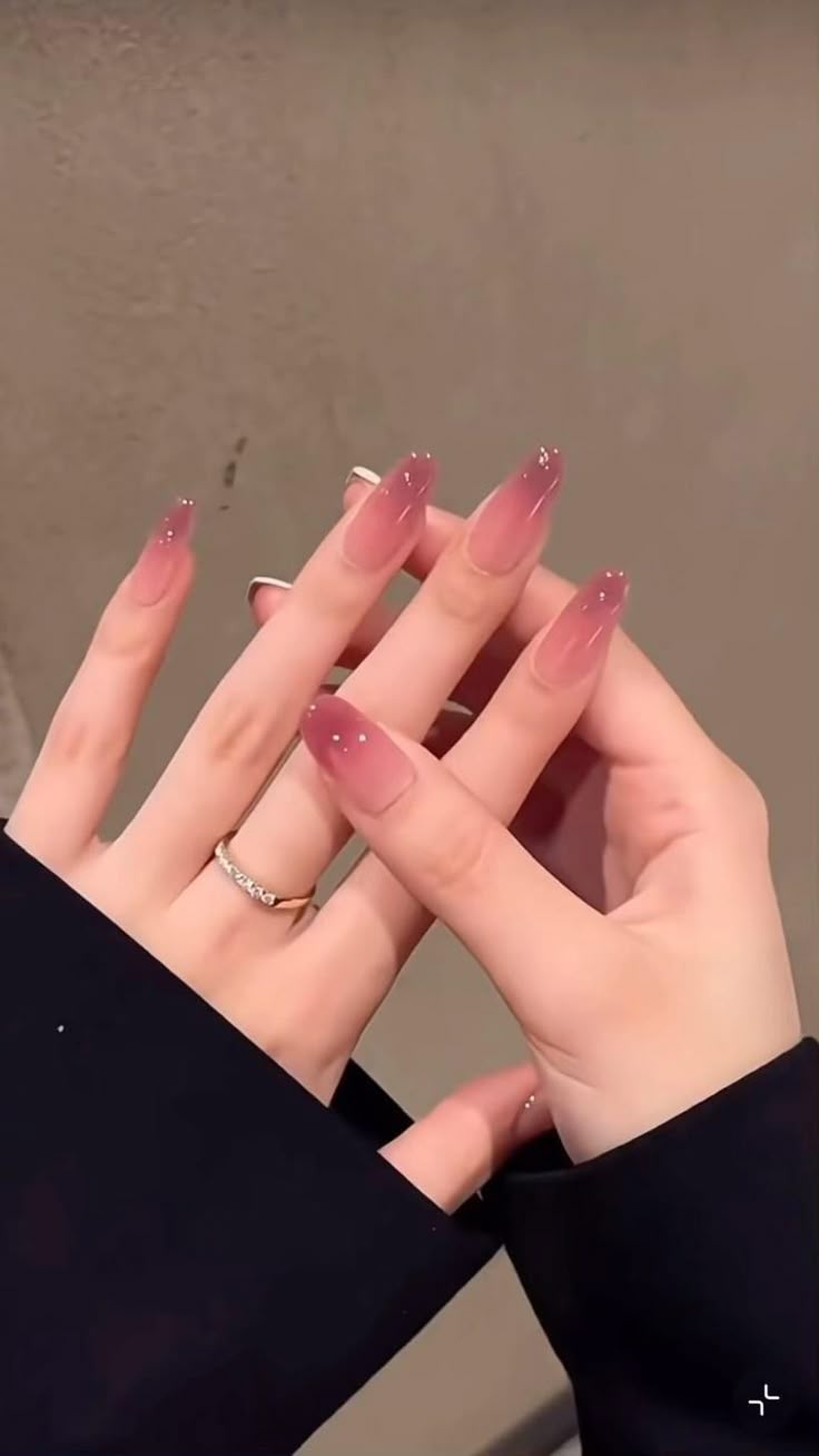 Luxury Press-On Nails Set - Reusable Fake Nails with Elegant Designs