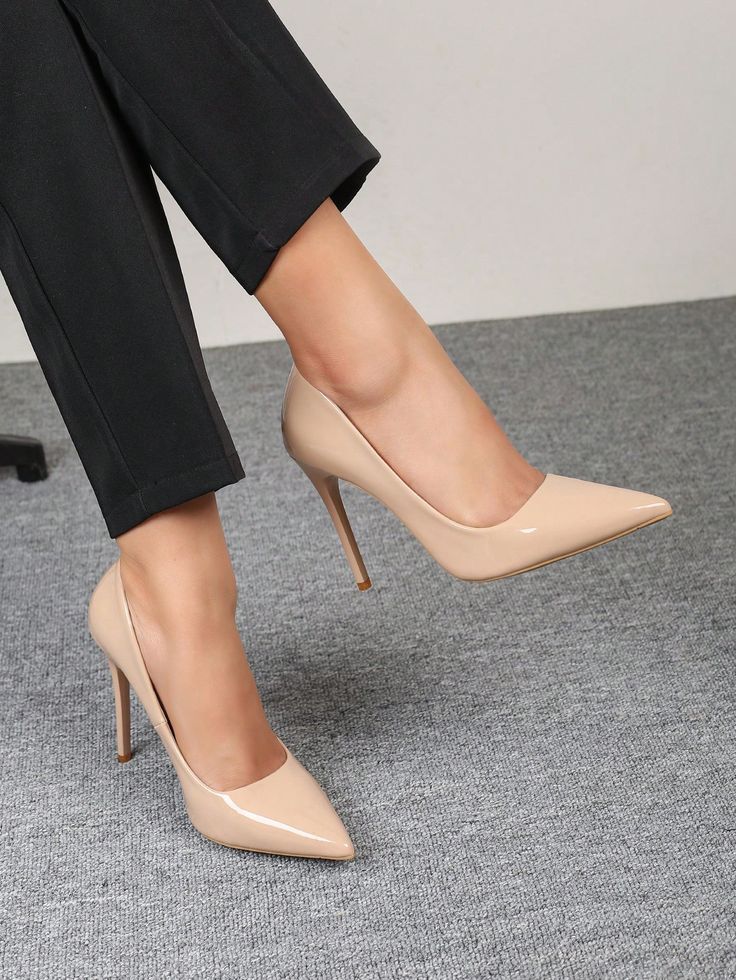 Luxury Women's High Heels - Elegant Party Wear (Classic Black Patent)Luxury Women's High Heels - Elegant Party Wear (Beige Chunky Block)